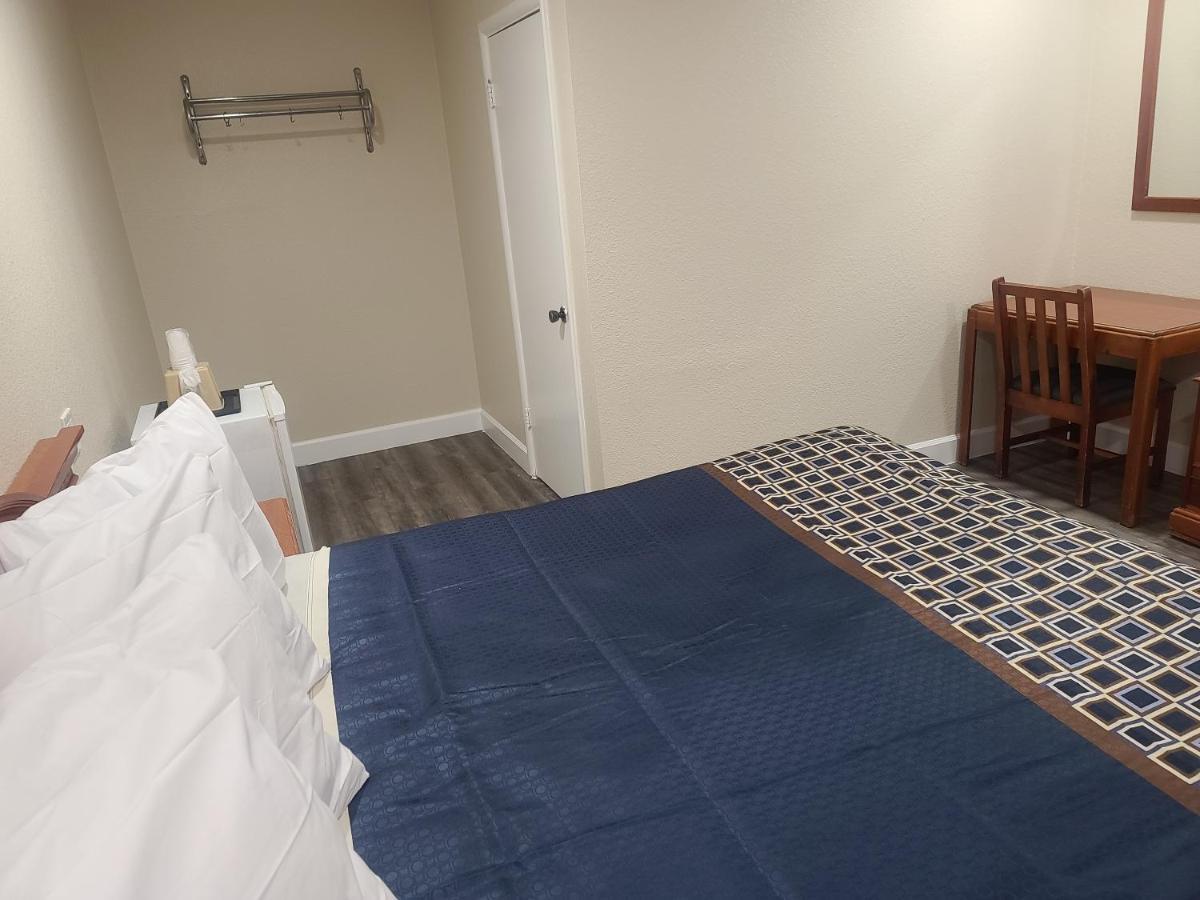 Majestic Inn & Suites Klamath Falls Esterno foto