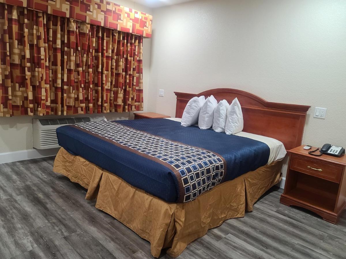 Majestic Inn & Suites Klamath Falls Esterno foto