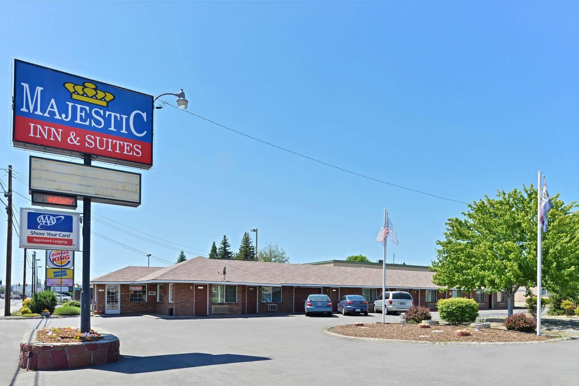 Majestic Inn & Suites Klamath Falls Esterno foto